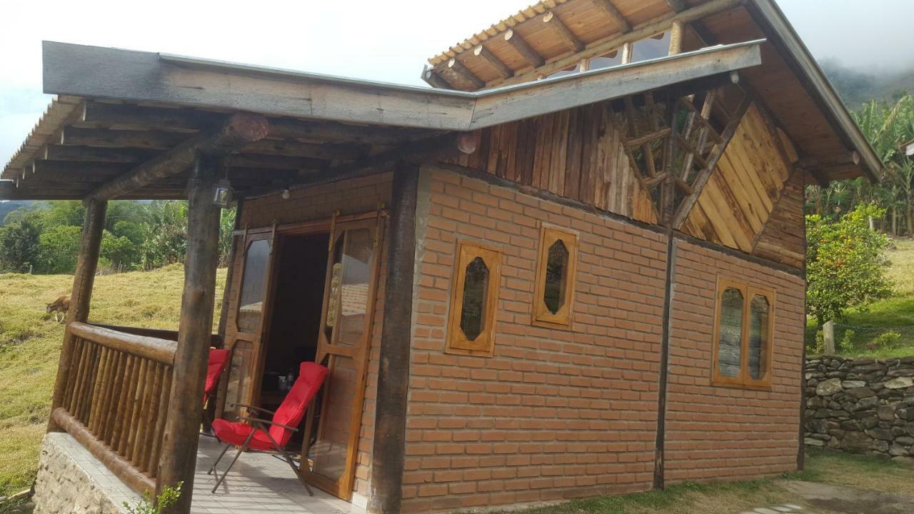 Chale Refugio Da Pedra Sp Villa Sao Bento do Sapucai Luaran gambar